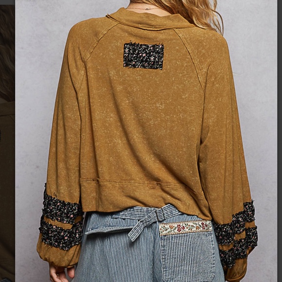 POL “ Dixie “ POL Jersey Top with Balloon Sleeves 66A - Picture 4 of 5